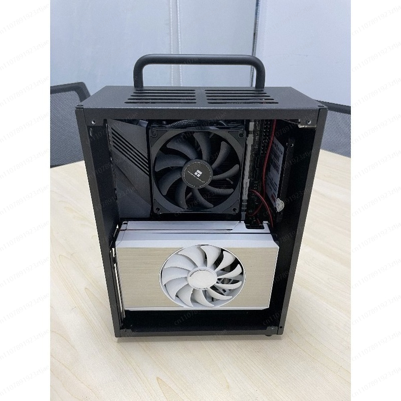 優れた冷却性能を備えたコンパクトゲーミングPCケース、ITX - Pc Gaming Case のレビューと価格